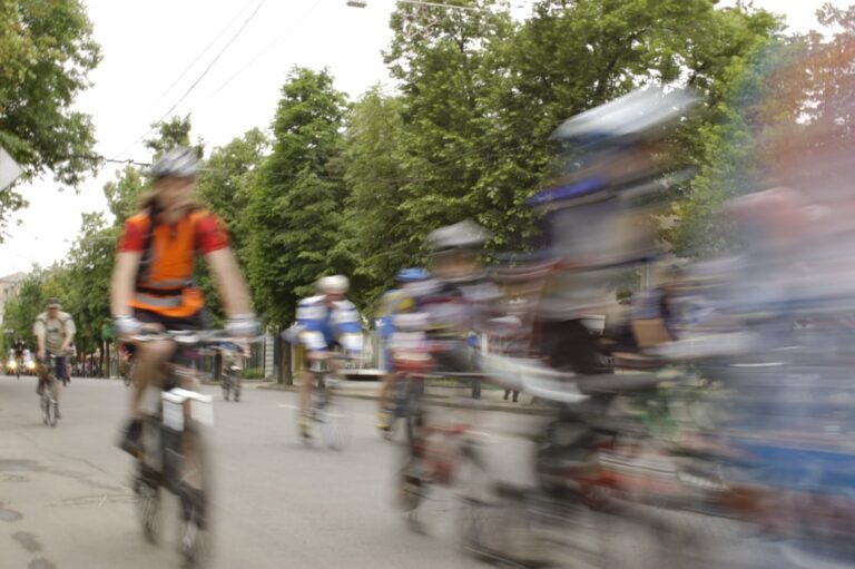Pierwsze wyścigi MTB w bikeparku dla amatorów – przygotowanie do rywalizacji